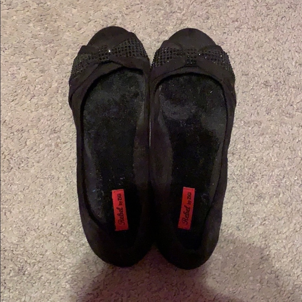 Black Flats